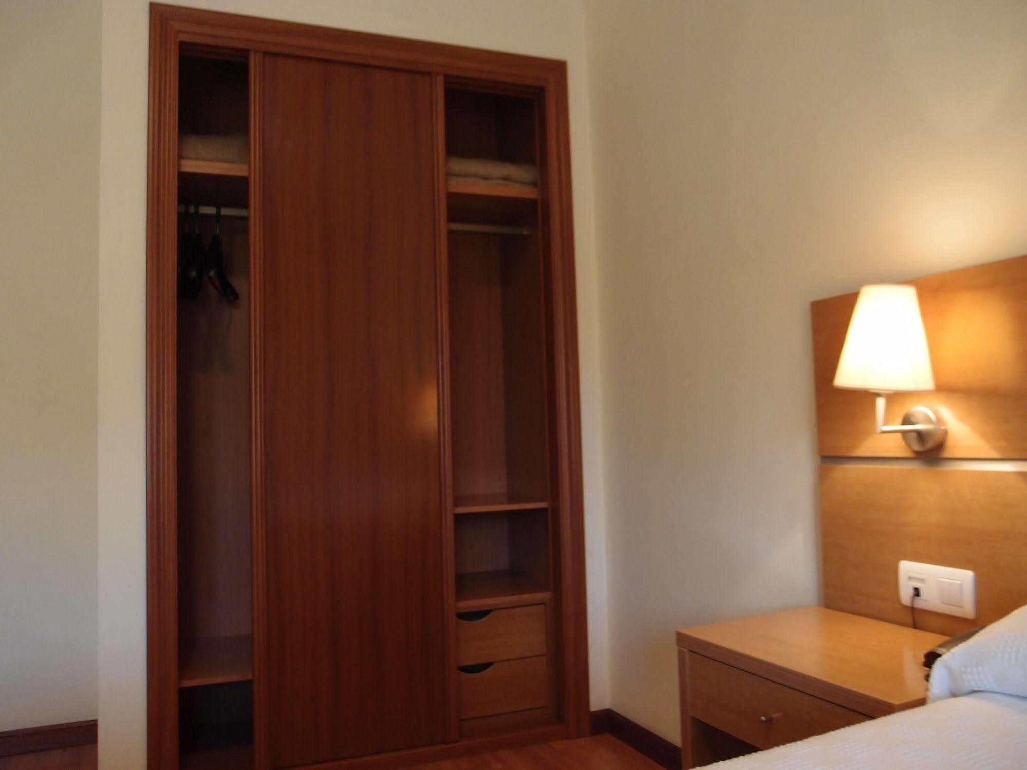 Hotel Avion By Bossh Hotels Comarca de Comarca de Vigo Buitenkant foto