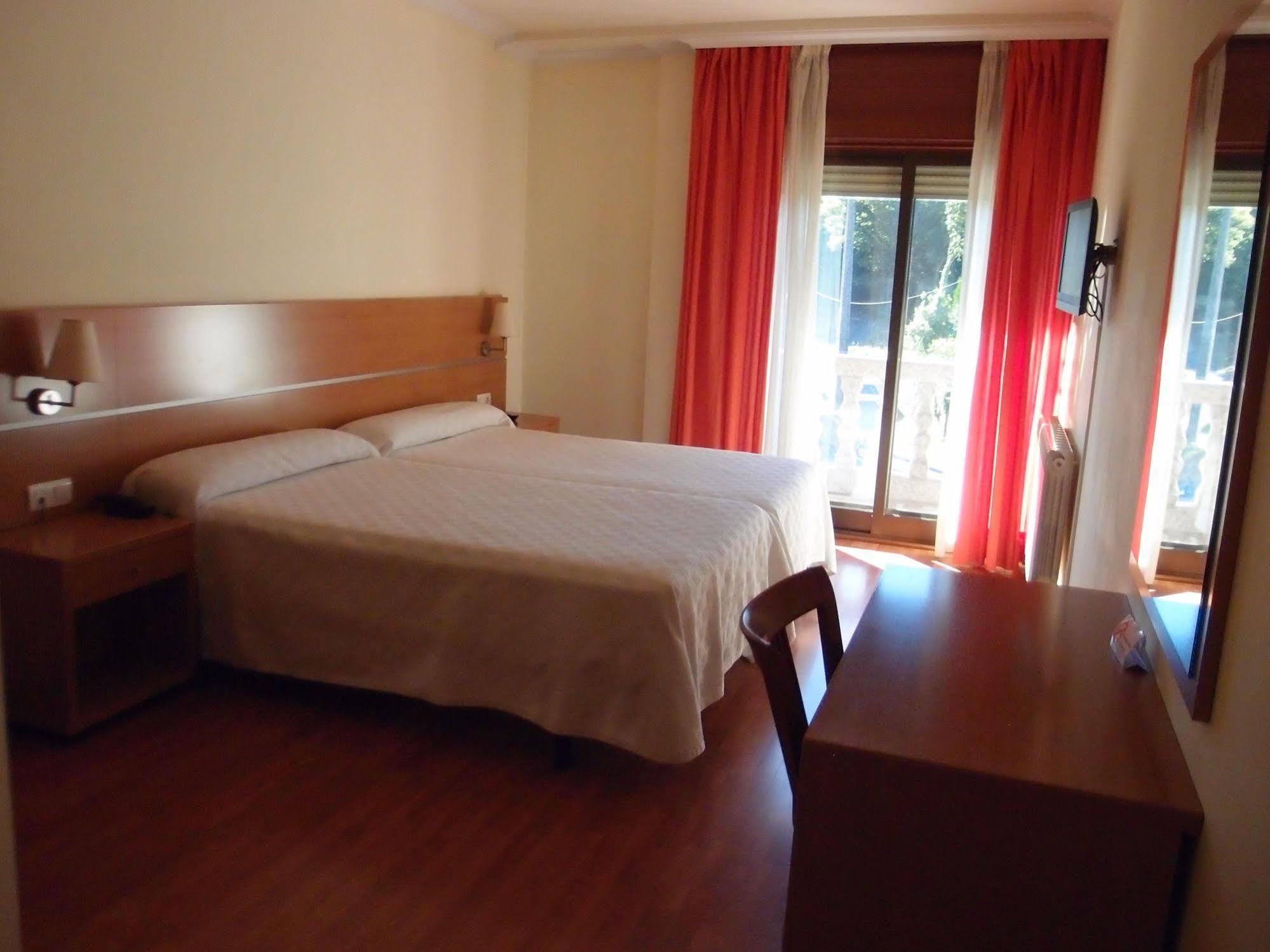 Hotel Avion By Bossh Hotels Comarca de Comarca de Vigo Buitenkant foto