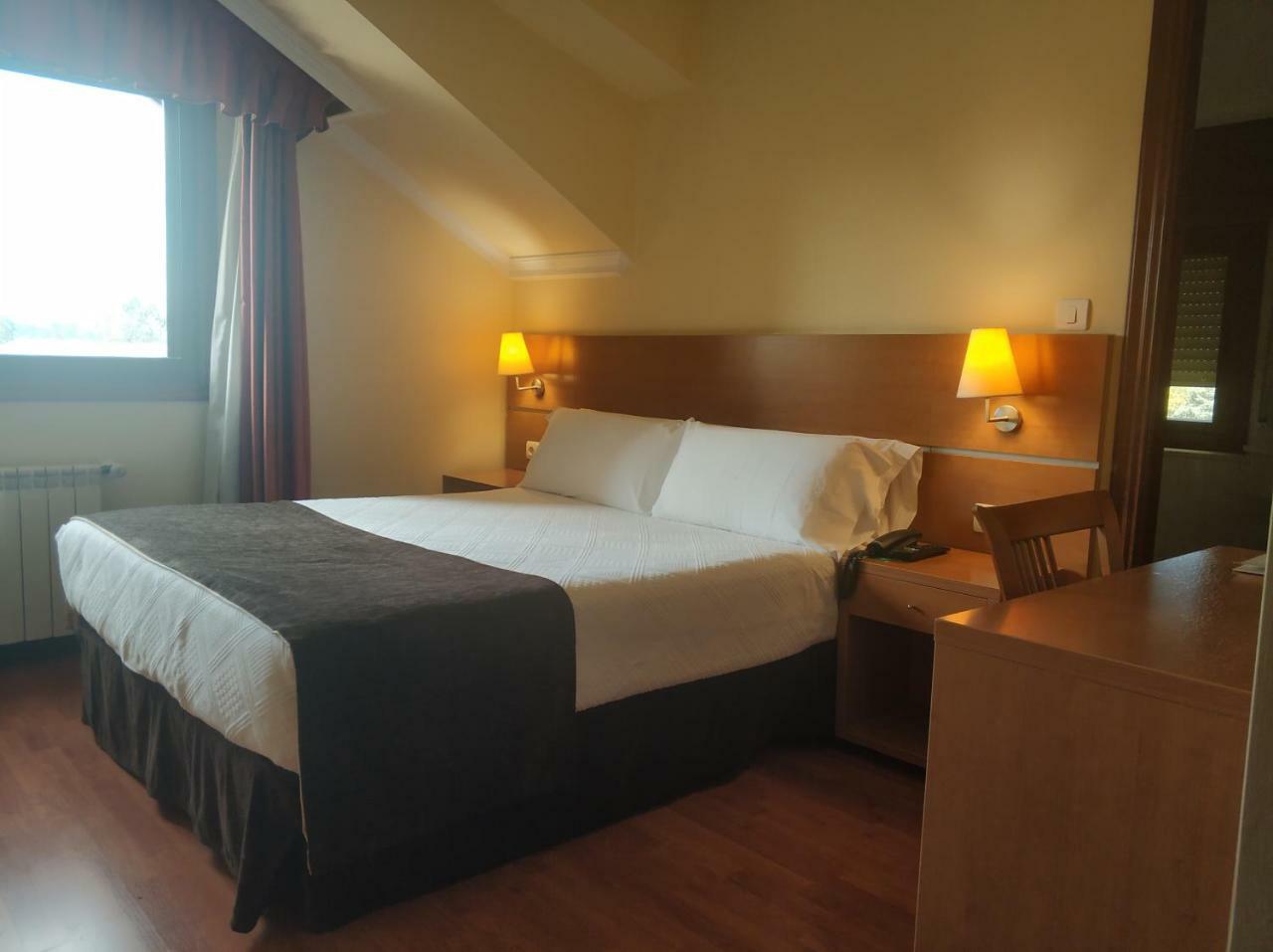 Hotel Avion By Bossh Hotels Comarca de Comarca de Vigo Buitenkant foto