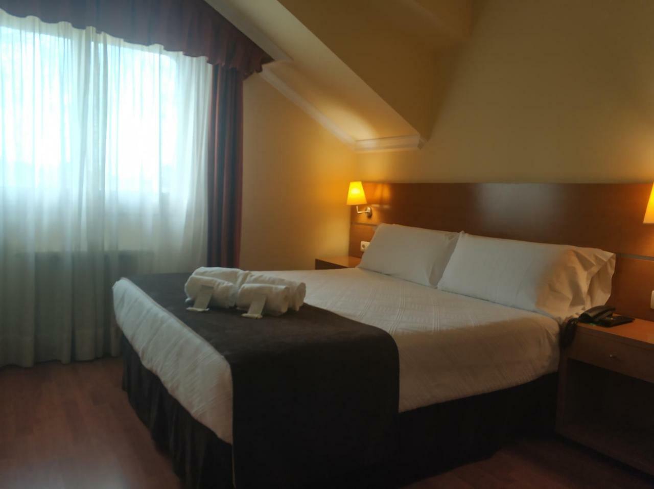 Hotel Avion By Bossh Hotels Comarca de Comarca de Vigo Buitenkant foto